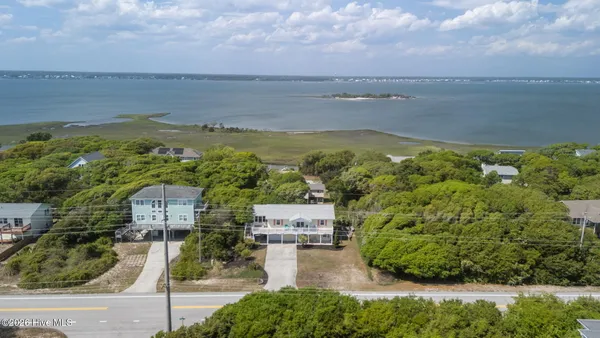 $869,000 | 4804 Emerald Drive, Emerald Isle, NC 28594