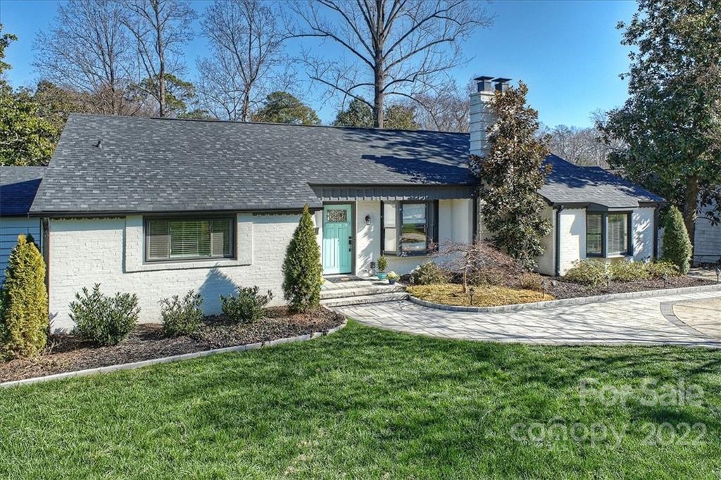 3421 Park Road Charlotte, NC 28209 - Photo 3 of 40 a view of a house with backyard and sitting area