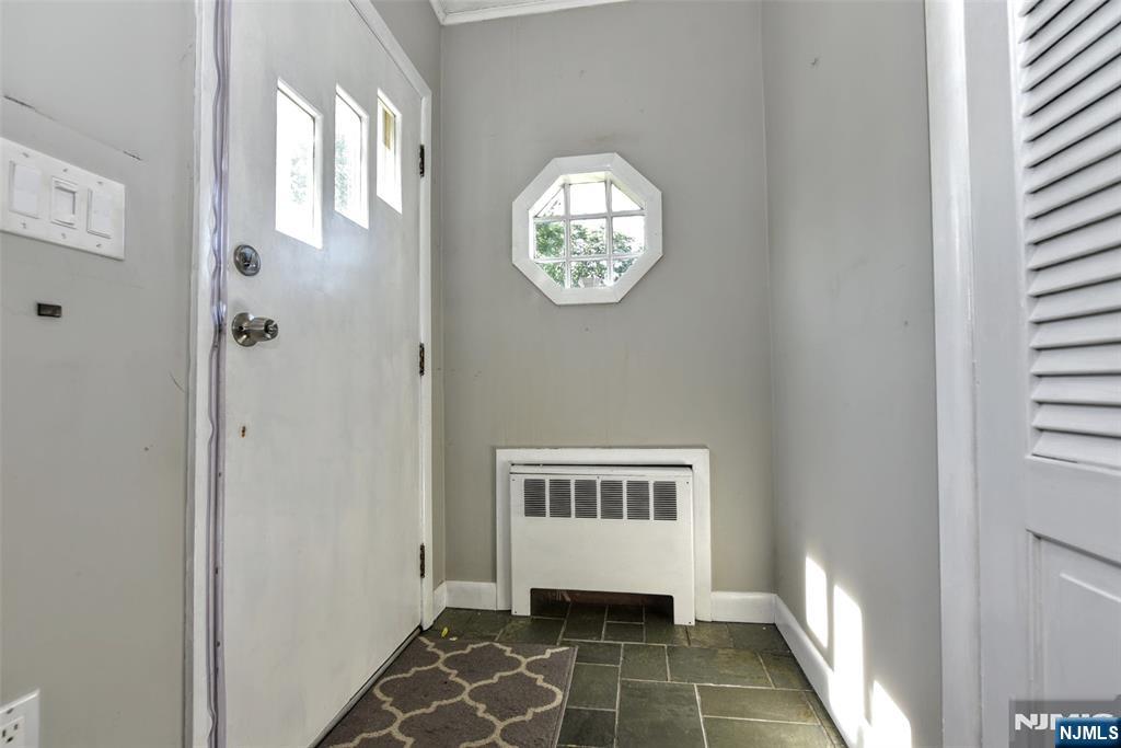 11 Mountain Ridge Drive Wayne, NJ 07470 - Photo 6 of 30
