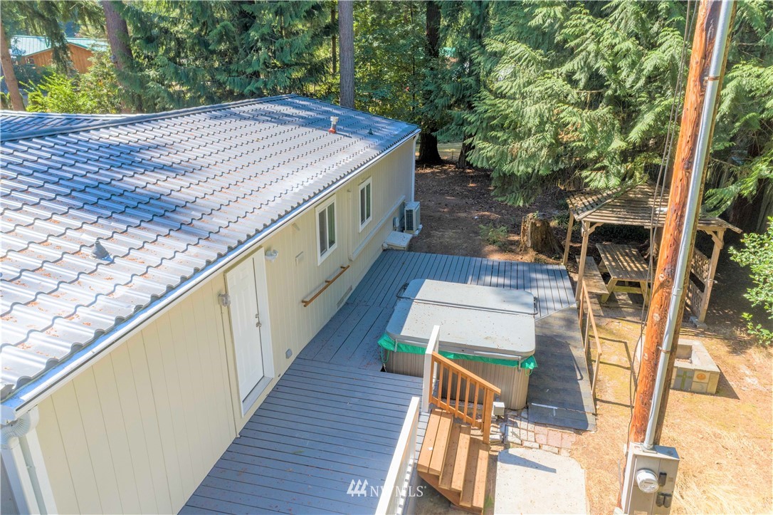 15212 Carbonado-S Prairie Road Buckley, WA 98321 - Photo 3 of 20 Gallery Image 3