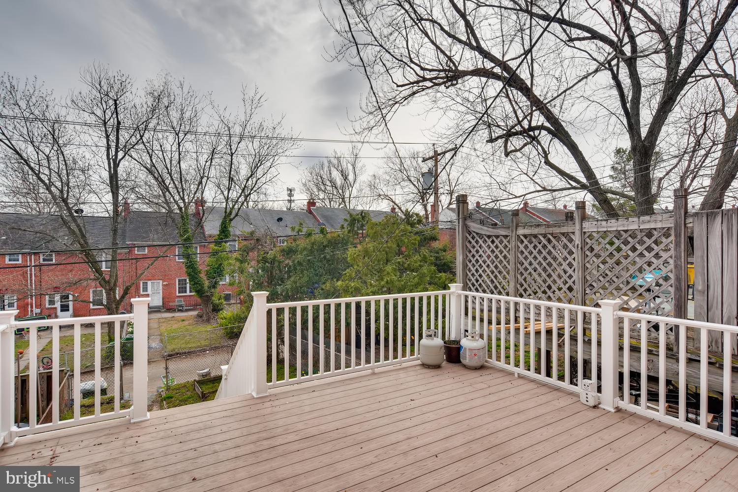 1429 Cedarcroft Road Baltimore, MD 21239 - Photo 20 of 26 Large Rear Deck