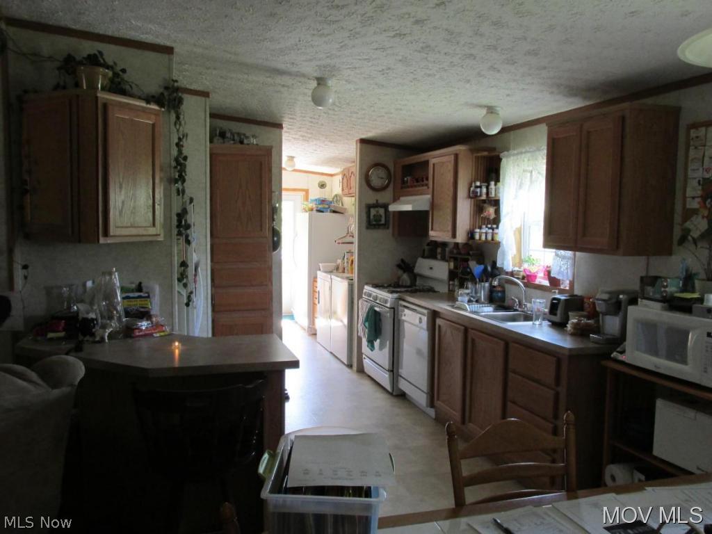 102 Hills Run Road Middlebourne, WV 26149 - Photo 4 of 16 Kitchen