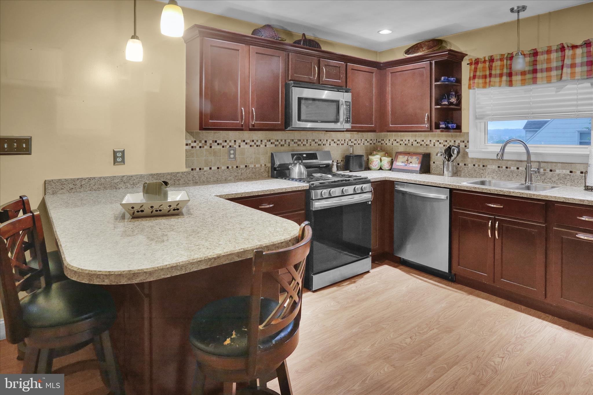 430 Summit Avenue Reading, PA 19607 - Photo 20 of 29 Kitchen