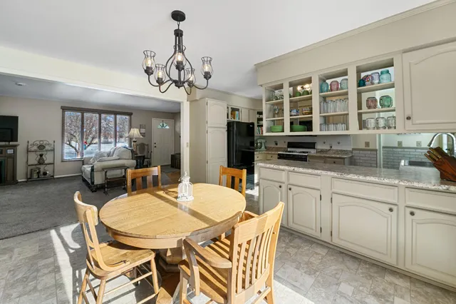 $300,000 | 840 5th Avenue Northwest, Pine City, MN 55063