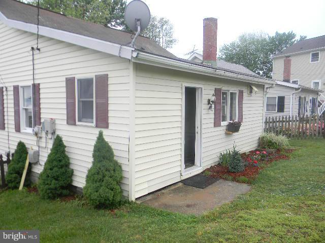 1313 Wildwood Beach Road Baltimore, MD 21221 - Photo 4 of 12 Exterior (General)