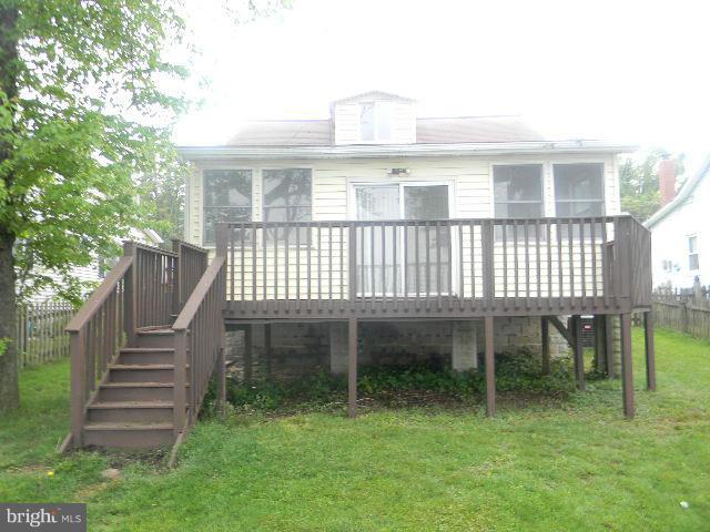 1313 Wildwood Beach Road Baltimore, MD 21221 - Photo 5 of 12 Exterior (Rear)