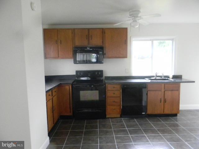 1313 Wildwood Beach Road Baltimore, MD 21221 - Photo 6 of 12 Kitchen