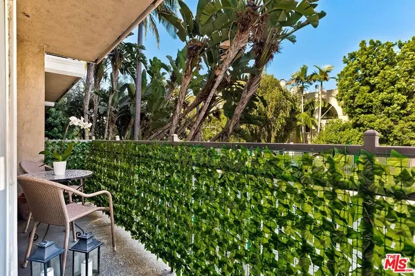 $4,495 | 141 South Clark Drive, Unit 208, West Hollywood, CA 90048