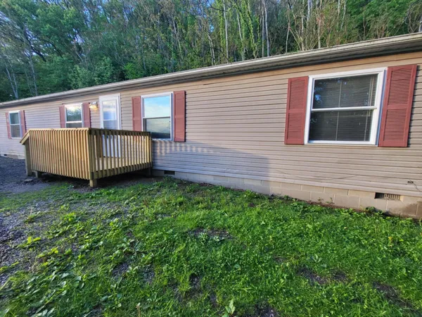 $137,000 | 480 High Street, Nelsonville, OH 45764
