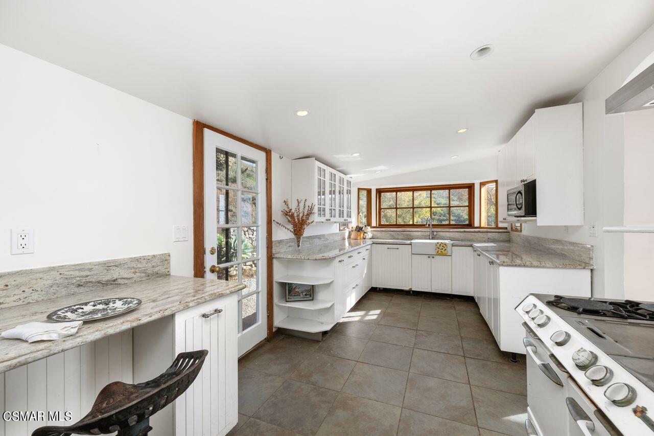 3648 Decker Road Malibu, CA 90265 - Photo 28 of 51 39_11293331_166099_166099-EI-138