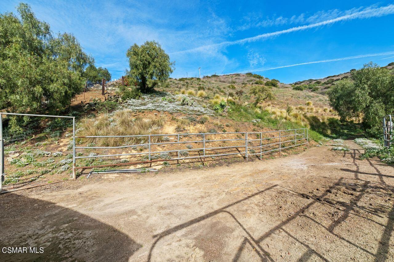 3648 Decker Road Malibu, CA 90265 - Photo 37 of 51 49_11293346_166099_166099-EI-148