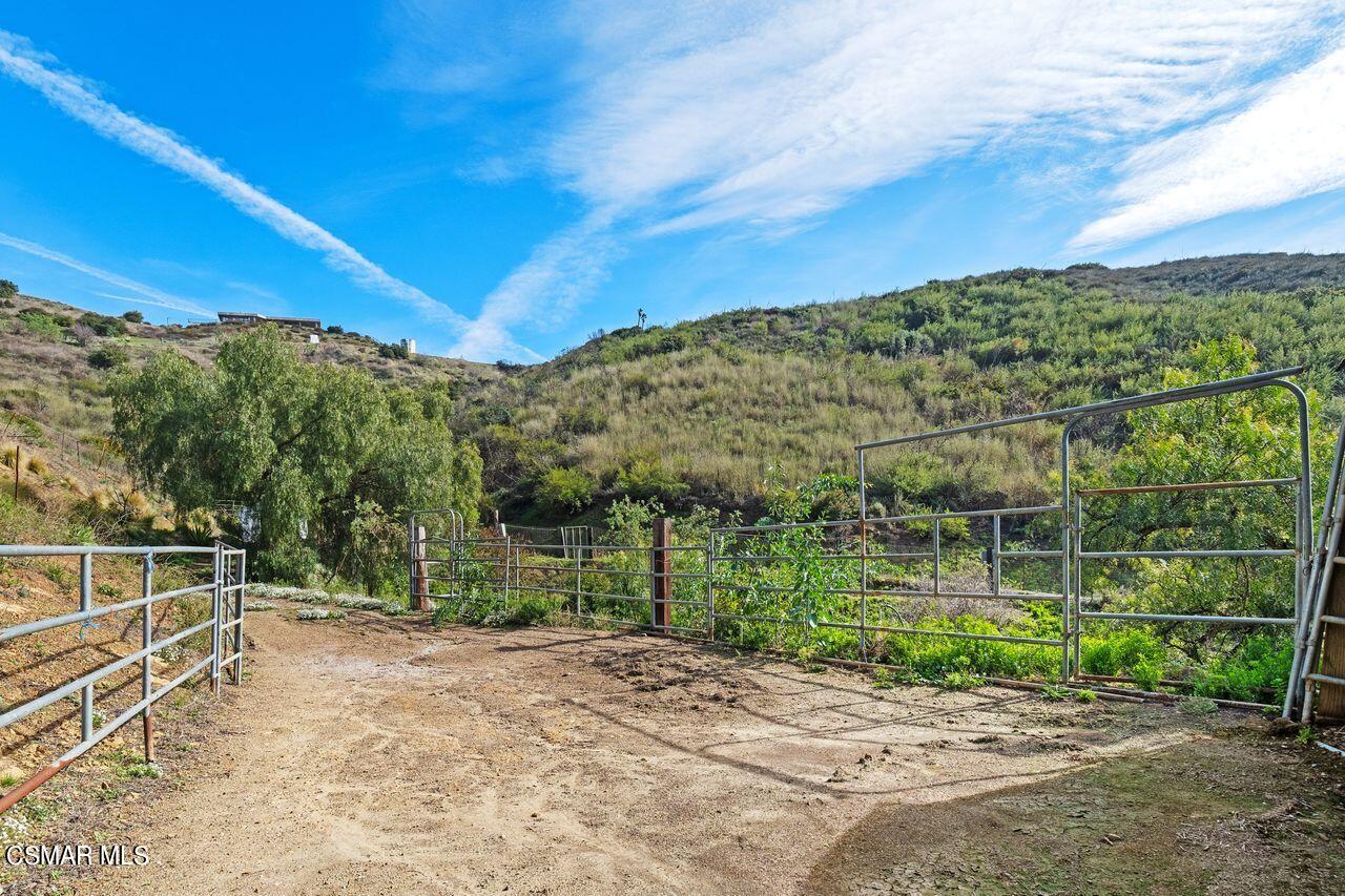 3648 Decker Road Malibu, CA 90265 - Photo 38 of 51 50_11293343_166099_166099-EI-149