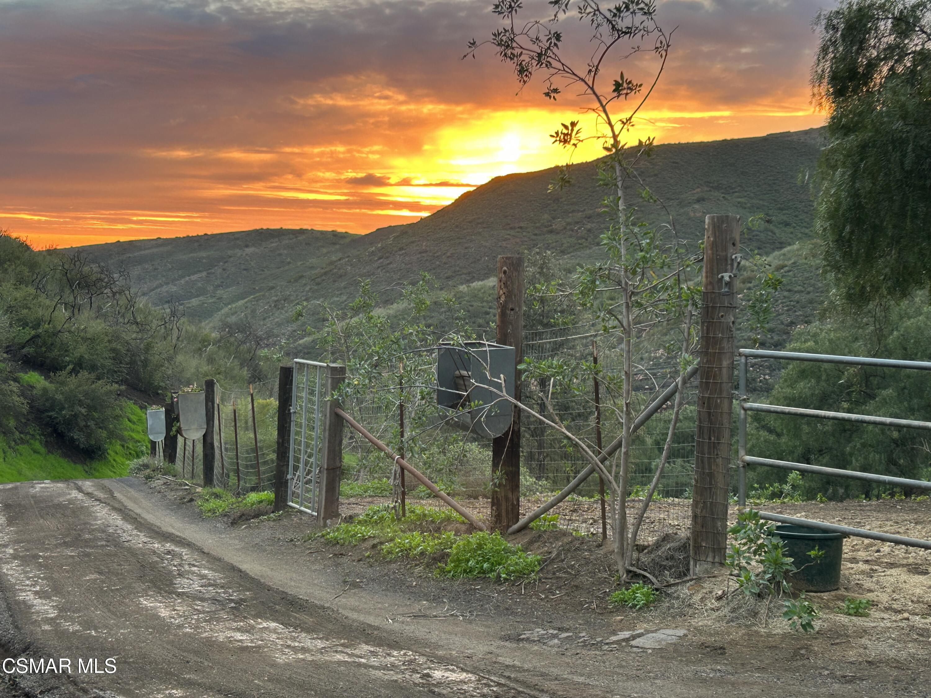 3648 Decker Road Malibu, CA 90265 - Photo 49 of 51 3648 Decker sunset