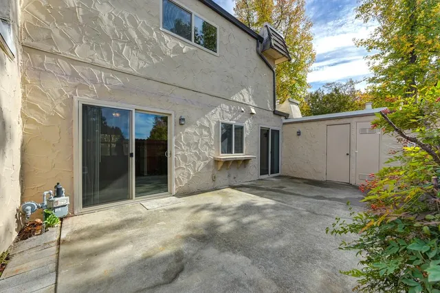 $310,000 | 3132 Vía Grande, Sacramento, CA 95825