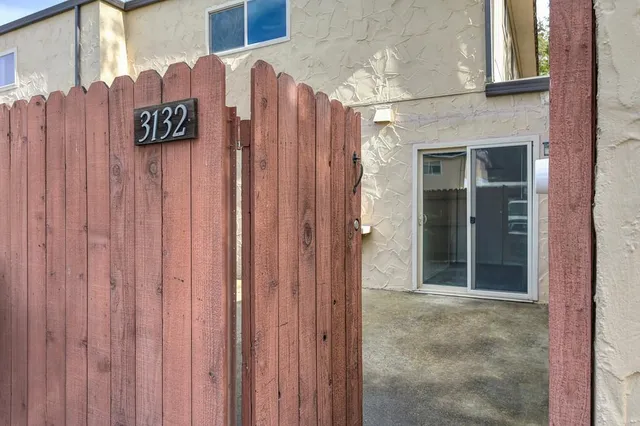 $310,000 | 3132 Vía Grande, Sacramento, CA 95825