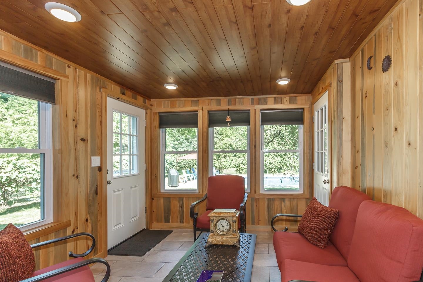 190 Litchfield Road Londonderry, NH 03053 - Photo 22 of 56