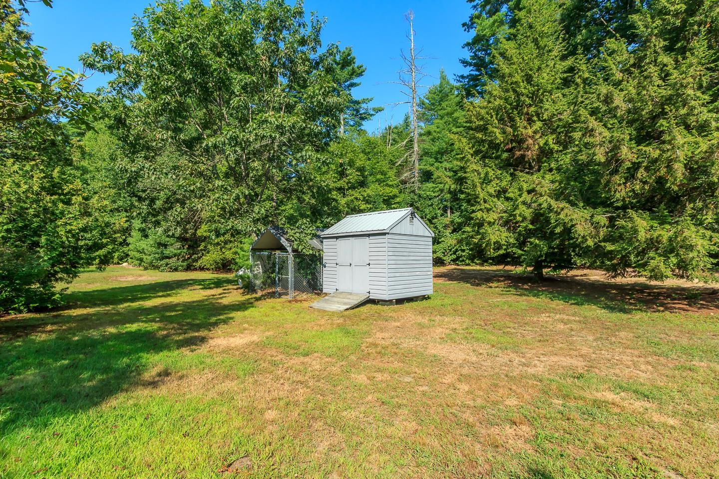 190 Litchfield Road Londonderry, NH 03053 - Photo 6 of 56