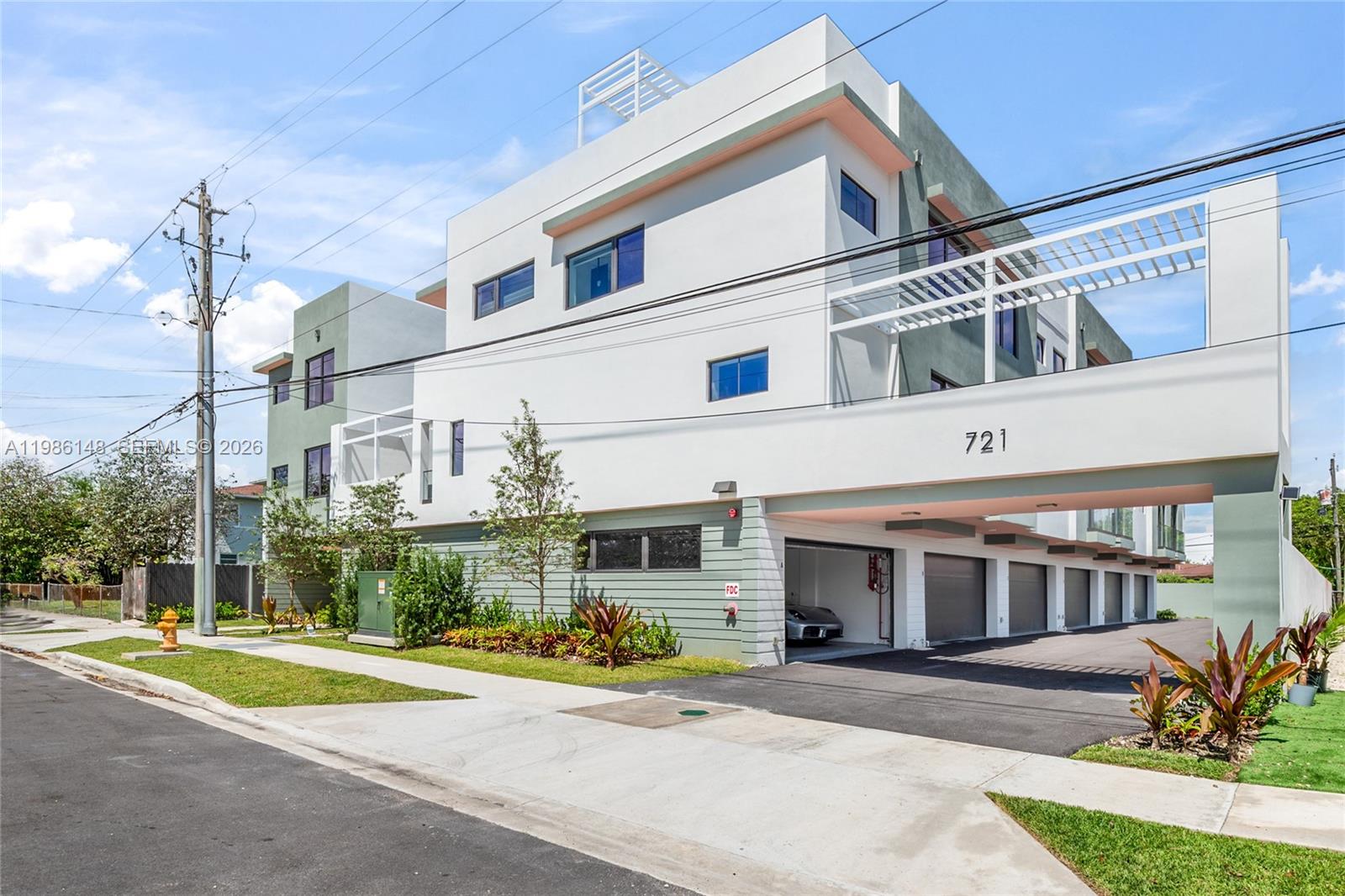721 Southwest 11th Street, Unit A Miami, FL 33129 - Photo 27 of 31