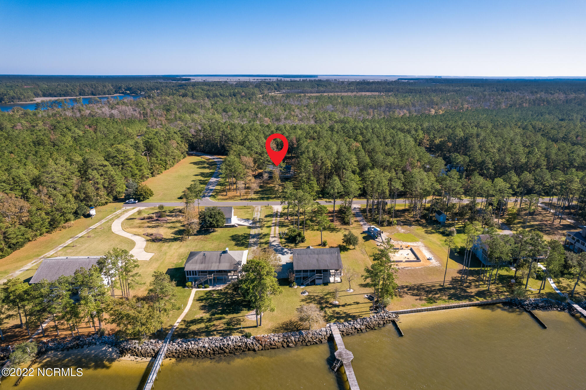 125 Thurman Road Beaufort, NC 28516 - Photo 5 of 50 125-therman-rd-2