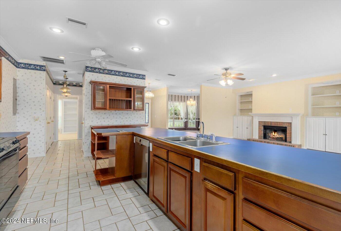 8495 Lilly Lake Road Melrose, FL 32666 - Photo 18 of 60 Kitchen