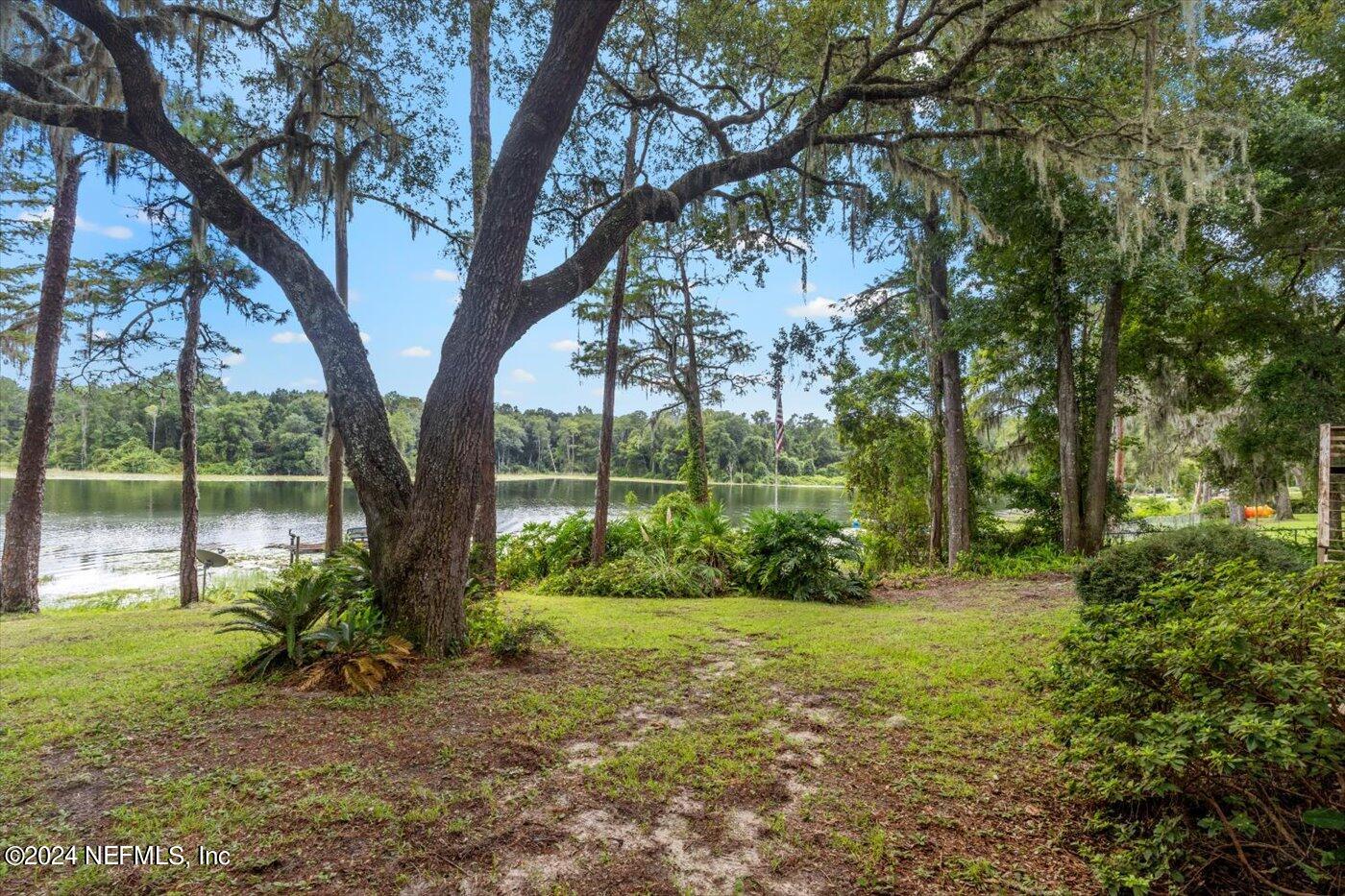 8495 Lilly Lake Road Melrose, FL 32666 - Photo 41 of 60 Lake Front