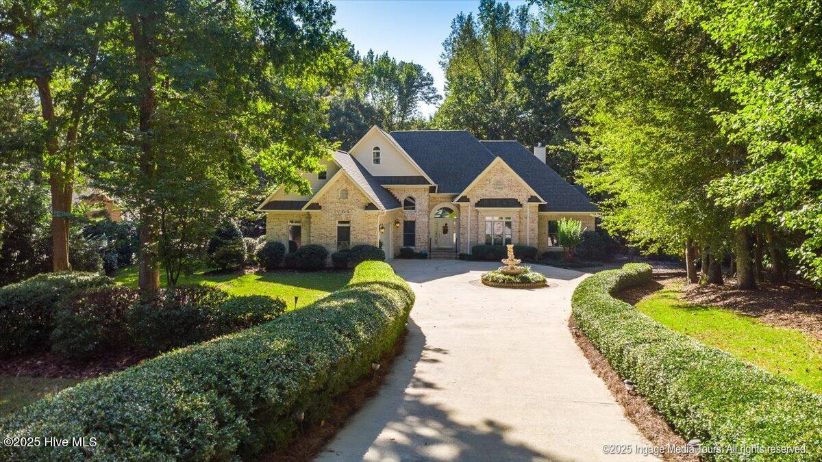 119 Robin Road Greenville, NC 27858 - Photo 3 of 124 012-20251003 MLS L_Wilson 119 Robin Rd G