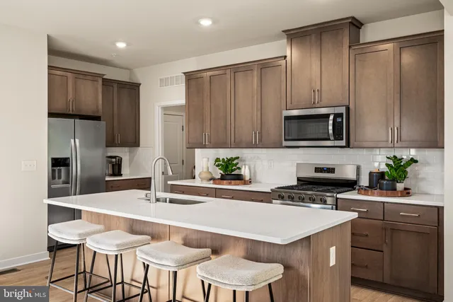 $450,578 | 548 Arrowgrass Lane, New Castle, DE 19720