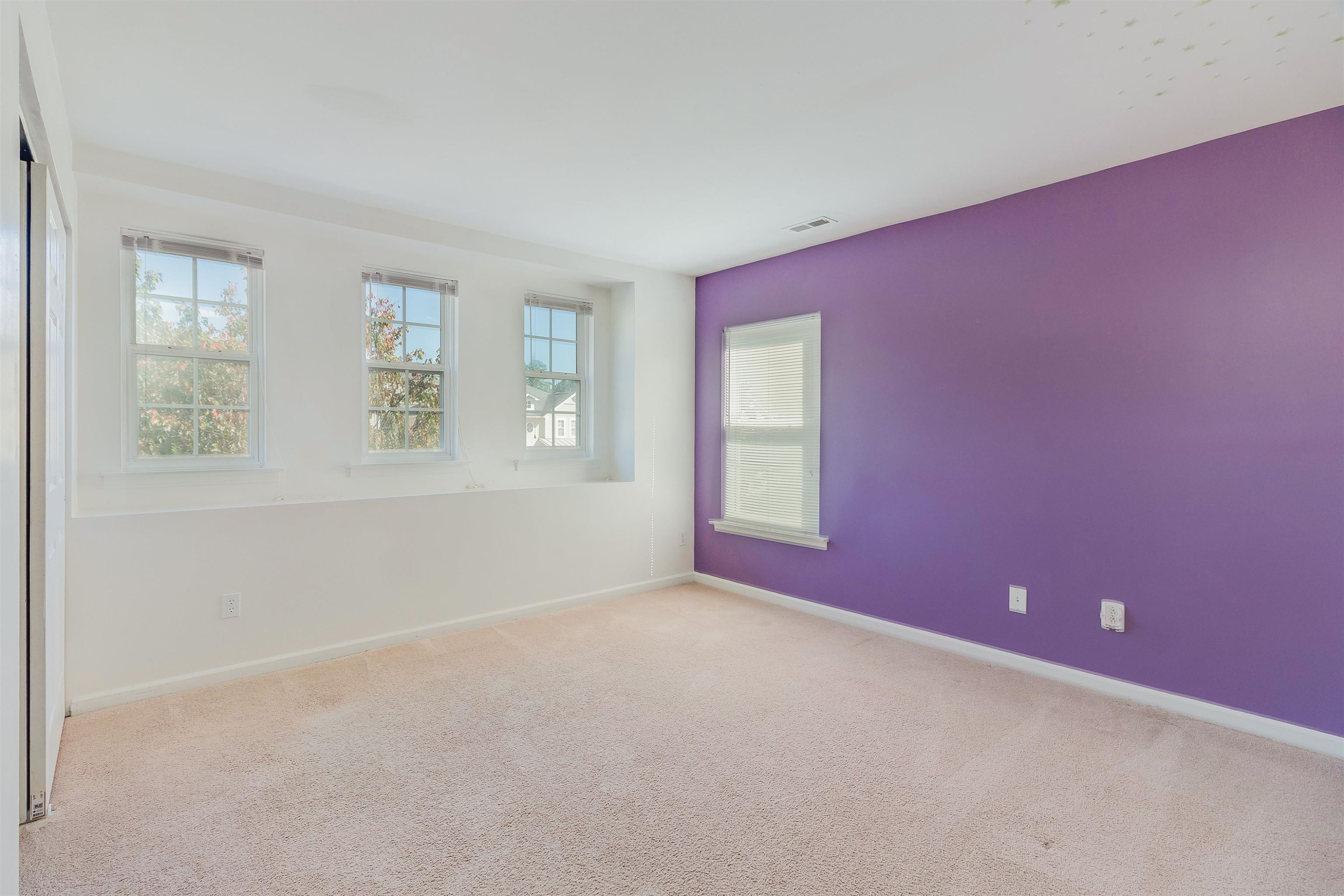 2824 Roundleaf Court Raleigh, NC 27604 - Photo 28 of 40 Secondary Bedroom