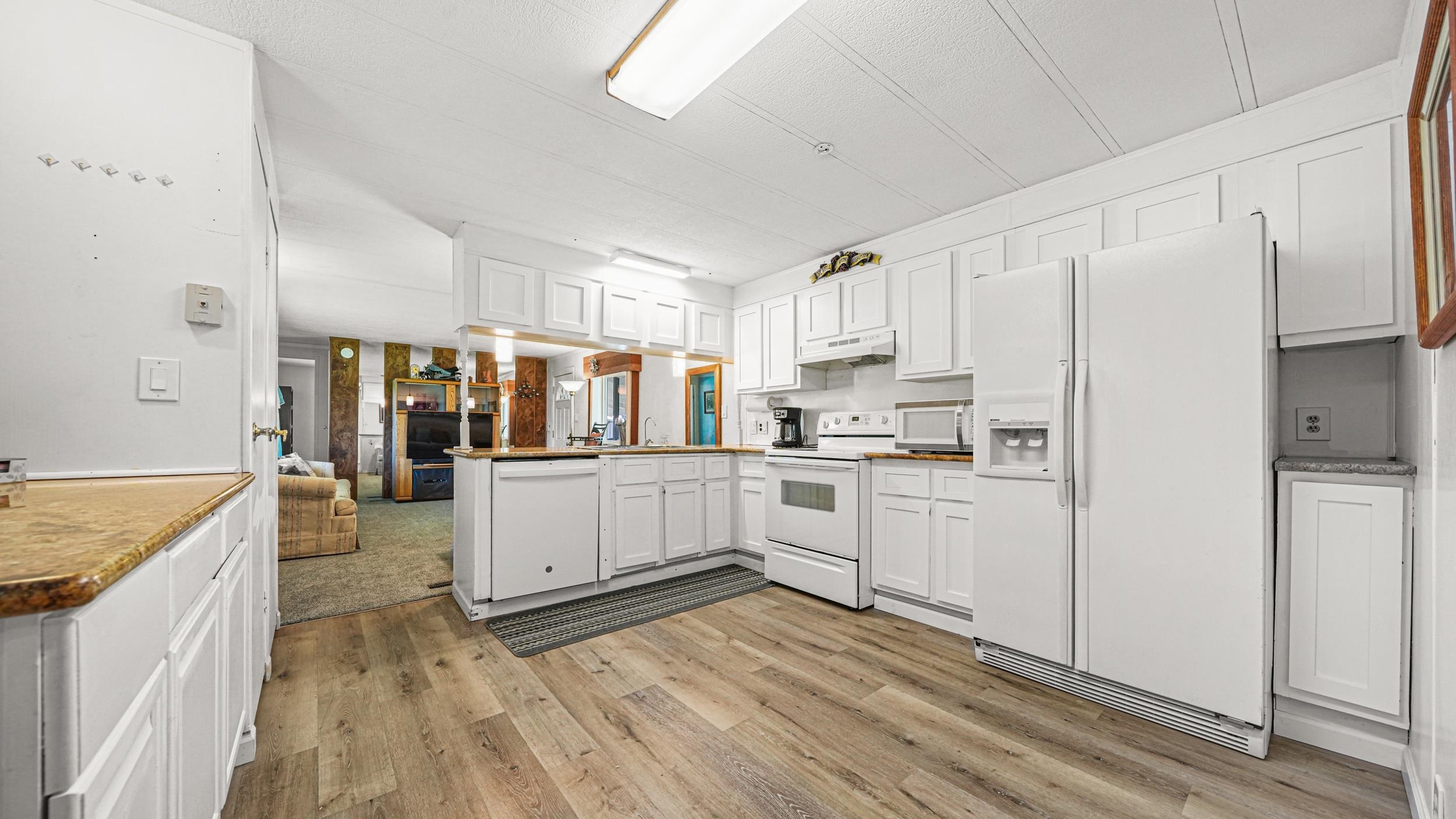 3251 E Road Clifton, CO 81520 - Photo 14 of 28