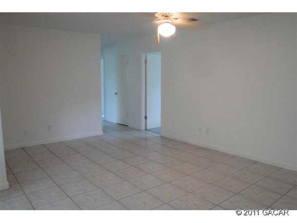 531 Northwest 55th Street Gainesville, FL 32607 - Photo 6 of 24 Gallery Image 6