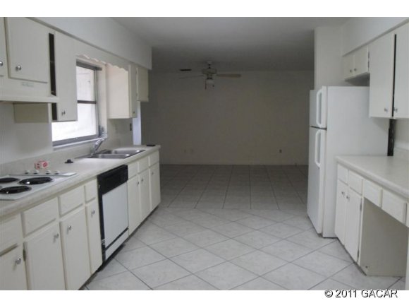 531 Northwest 55th Street Gainesville, FL 32607 - Photo 7 of 24 Gallery Image 7