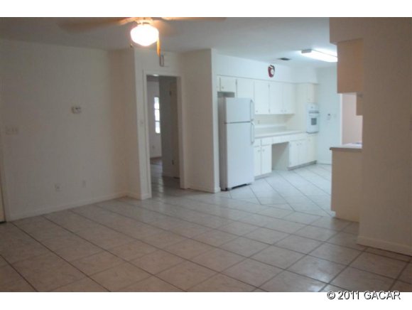 531 Northwest 55th Street Gainesville, FL 32607 - Photo 9 of 24 Gallery Image 9