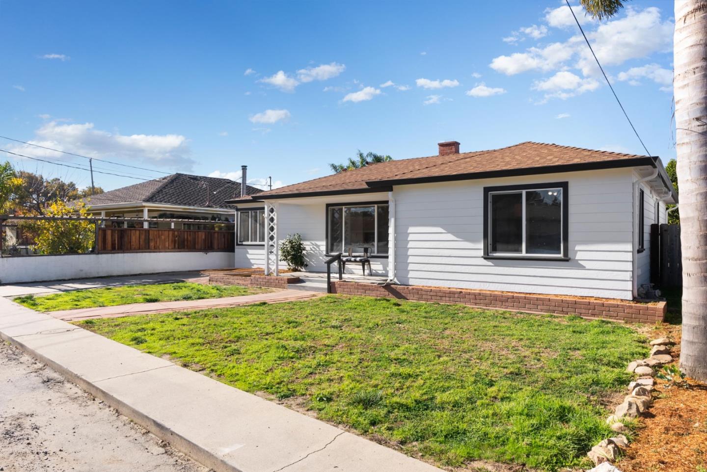 115 Anderson Road Watsonville, CA 95076 - Photo 4 of 40 Gallery Image 4