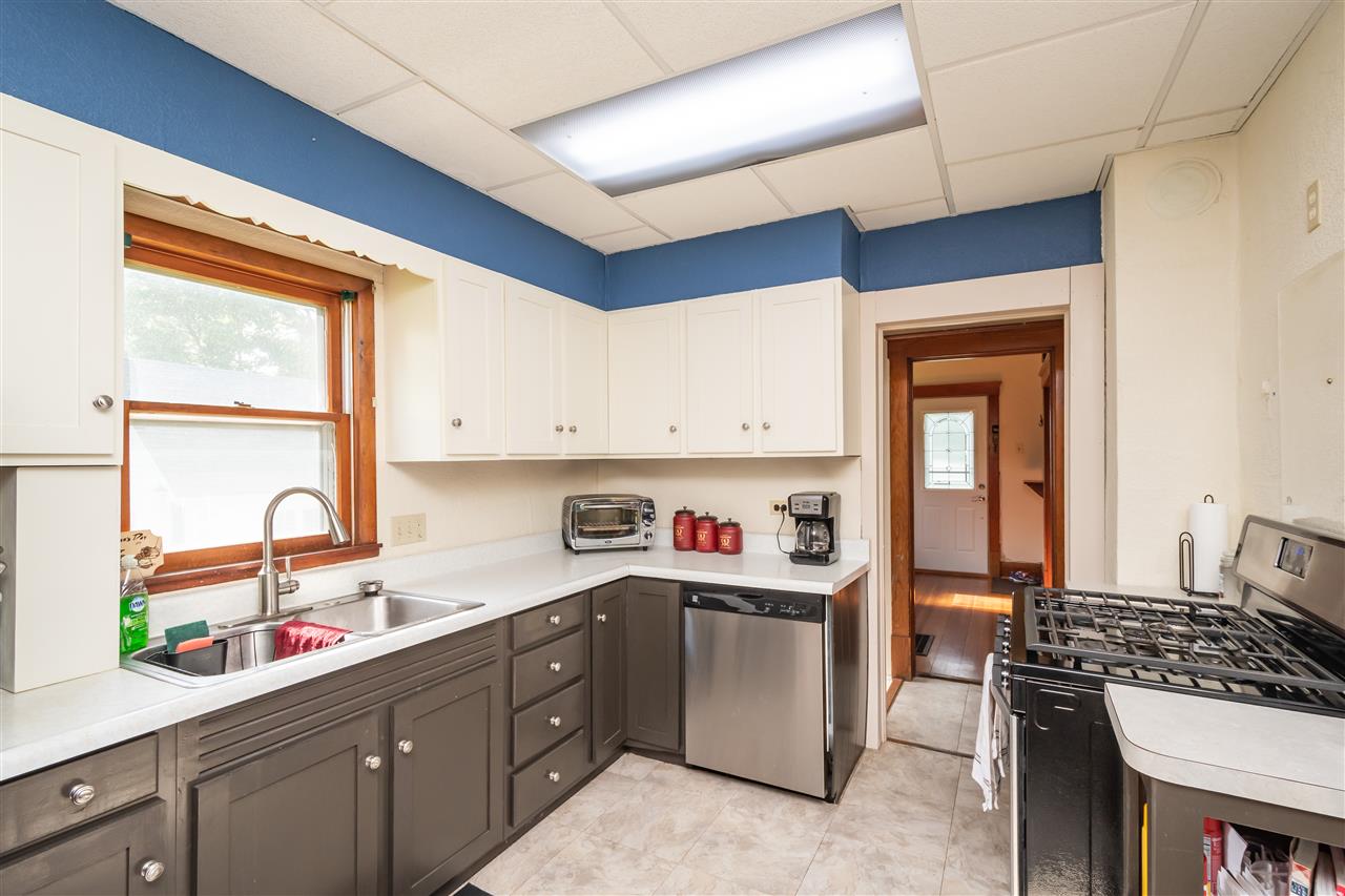 5 Sally Rae Avenue Robins, IA 52328 - Photo 10 of 23 Gallery Image 10