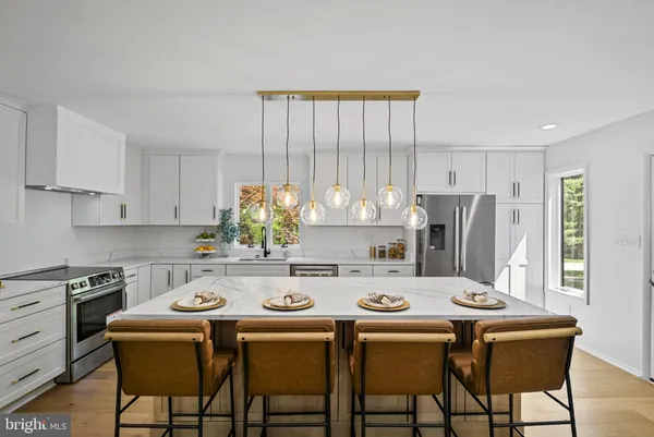 $970,000 | 11006 Valley Heights Drive, Owings Mills, MD 21117
