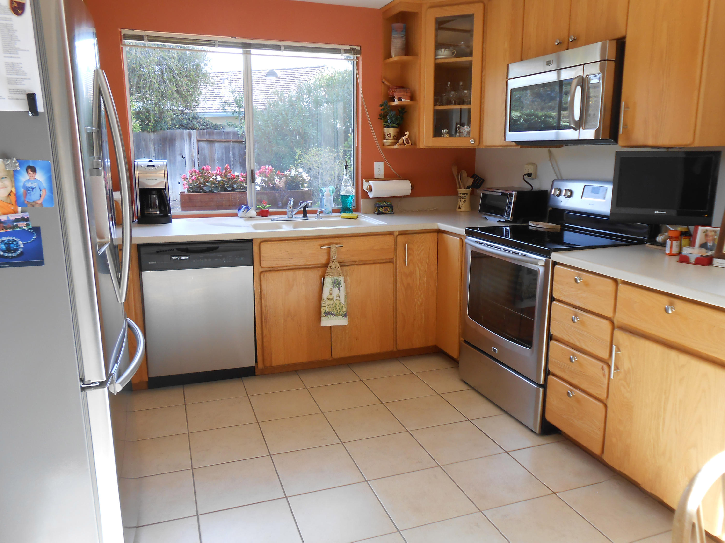 5730 Stow Canyon Road Goleta, CA 93117 - Photo 3 of 9 Kithen