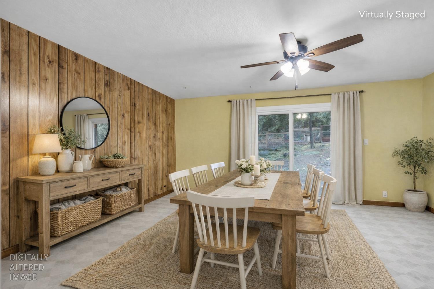23568 Robin Road Pioneer, CA 95666 - Photo 25 of 54 Virtually Staged Dining room