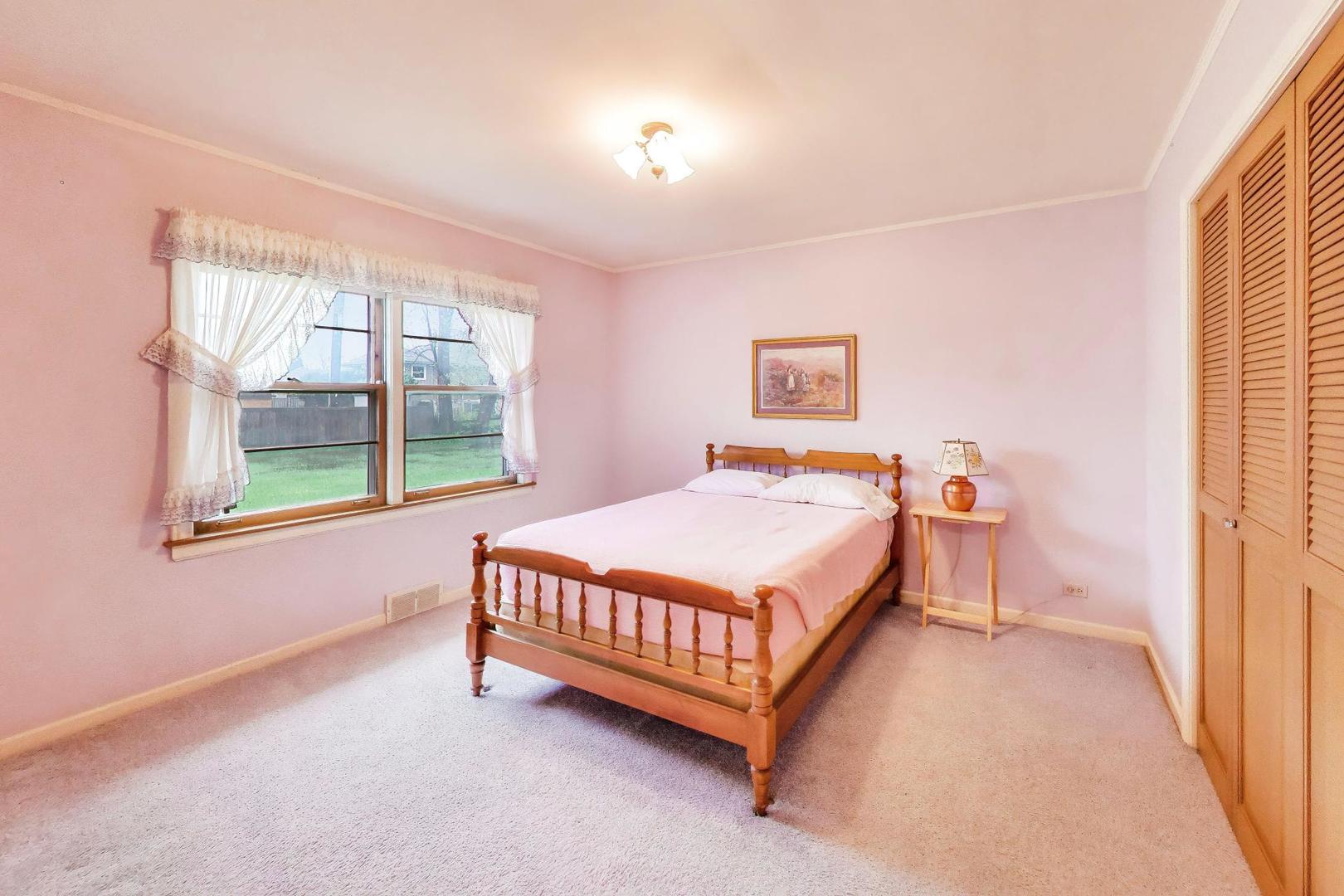 8012 West Davis Street Niles, IL 60714 - Photo 20 of 48