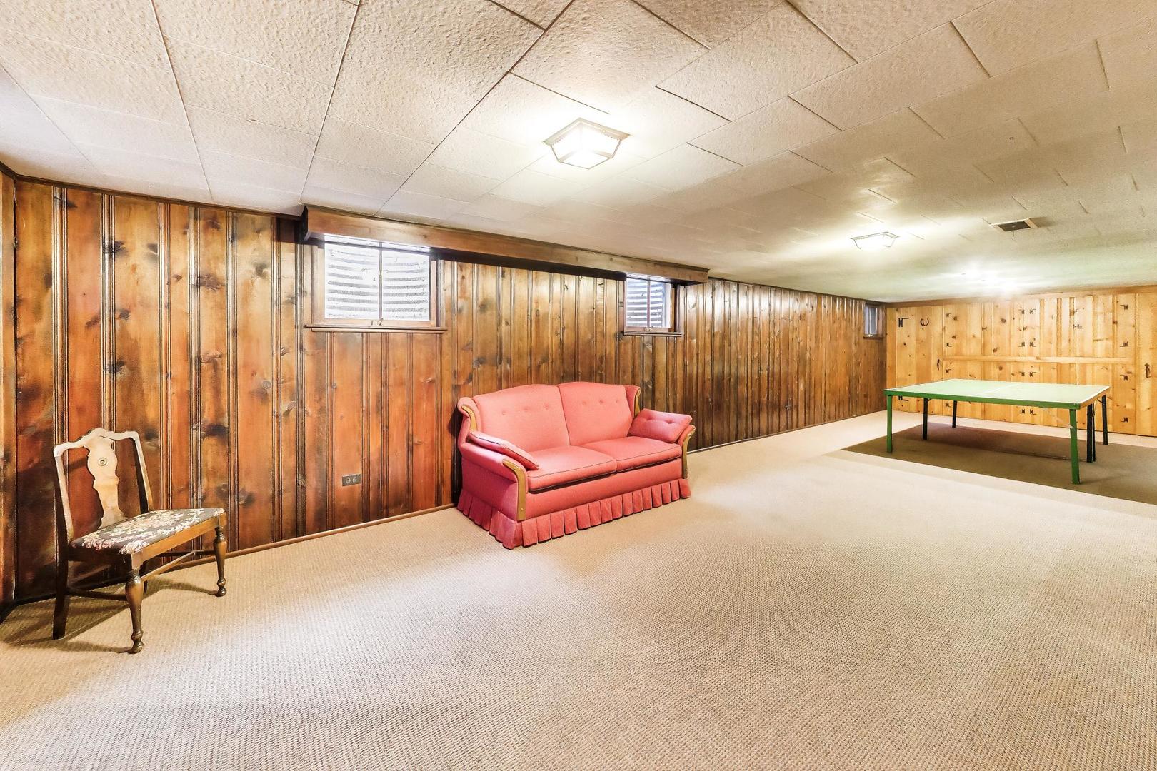 8012 West Davis Street Niles, IL 60714 - Photo 28 of 48