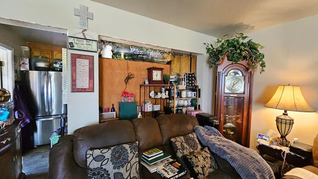 $338,000 | 807 O Street, Firebaugh, CA 93622