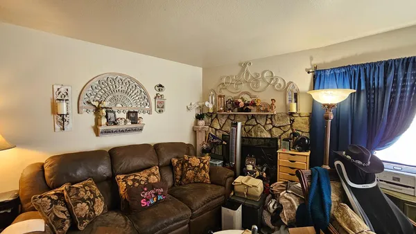 $338,000 | 807 O Street, Firebaugh, CA 93622