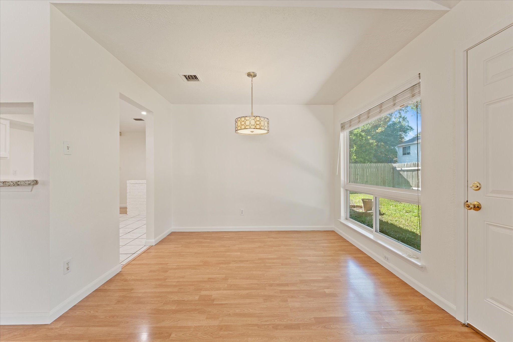 4510 Dawn Creek Lane Spring, TX 77388 - Photo 11 of 28
