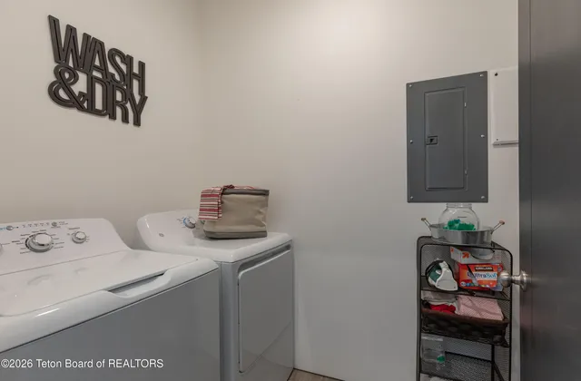 $455,000 | 47 Cedron Street, Unit 9, Victor, ID 83455