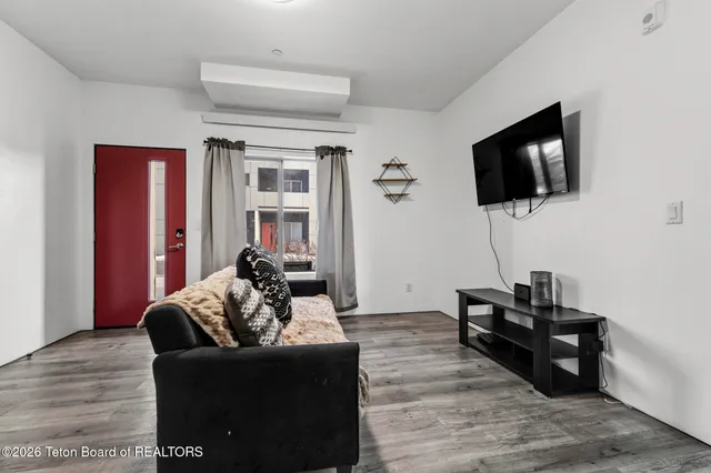 $455,000 | 47 Cedron Street, Unit 9, Victor, ID 83455