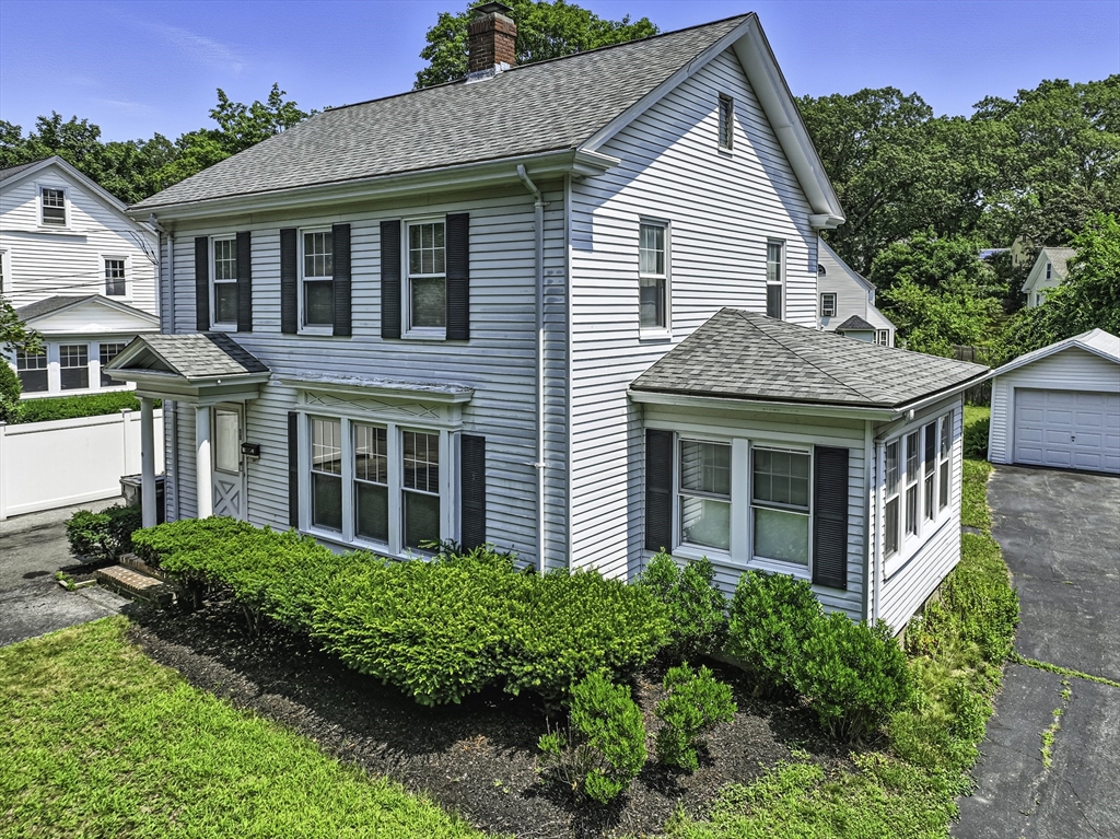 15 Robertson Road Framingham, MA 01702 - Photo 2 of 38 Gallery Image 2