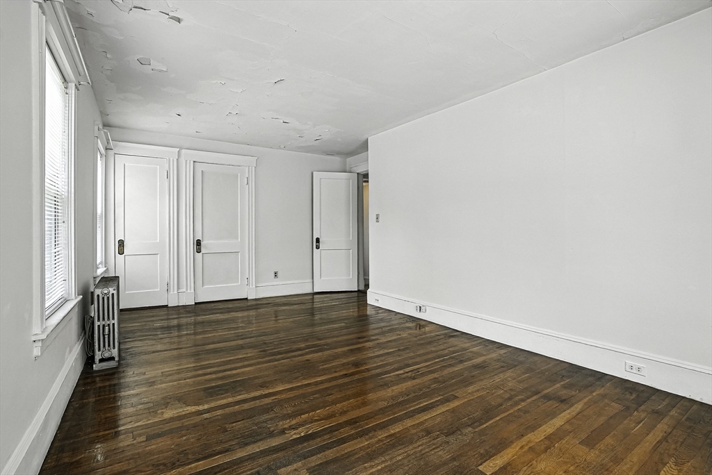 15 Robertson Road Framingham, MA 01702 - Photo 23 of 38 Gallery Image 23