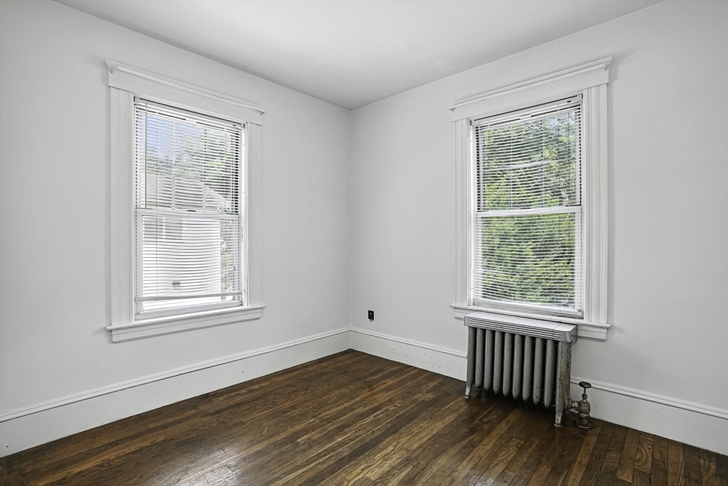 15 Robertson Road Framingham, MA 01702 - Photo 26 of 38 Gallery Image 26