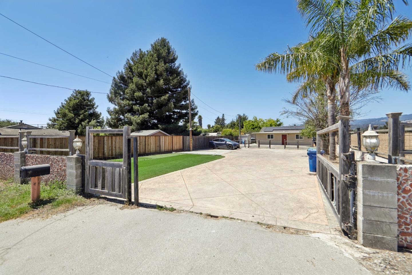 9 Hughes Road Watsonville, CA 95076 - Photo 1 of 45 Gallery Image 1