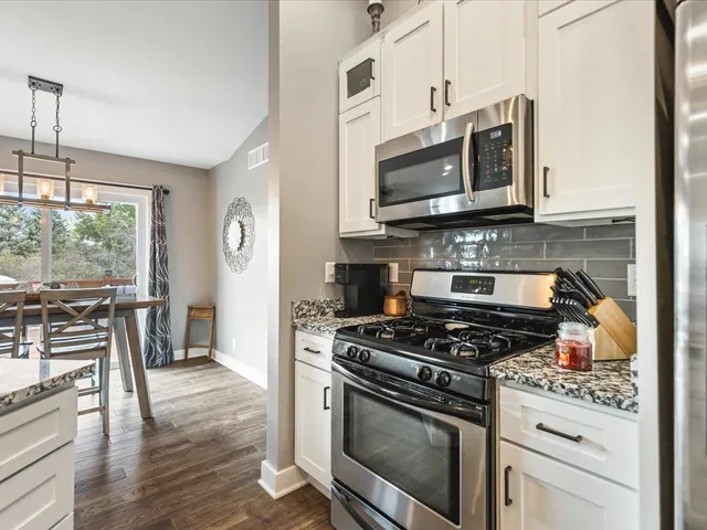 $304,000 | 1464 Chadbourne Drive, Lake Summerset, IL 61019