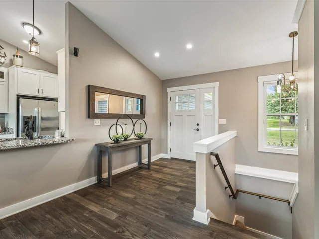 $304,000 | 1464 Chadbourne Drive, Lake Summerset, IL 61019